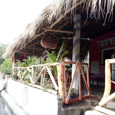 Mamacita Cafe House Hotel Moyogalpa Exterior photo